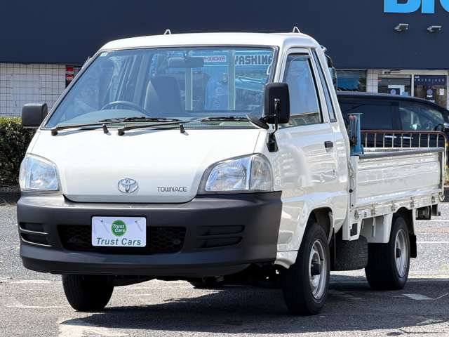 2004 Toyota TownAce Track – thumbnail 3