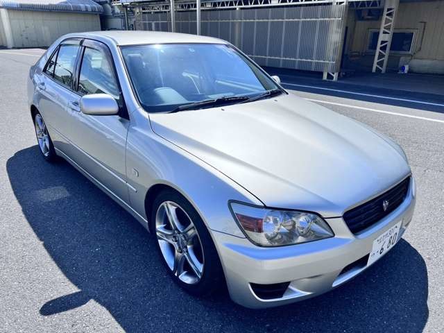2001 Toyota Altezza