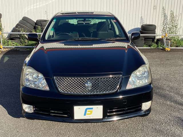 2004 Toyota Crown Athlete – thumbnail 2
