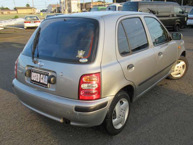 2000 Nissan March – thumbnail 3