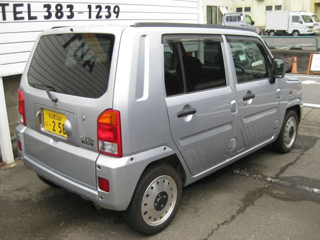 2003 Daihatsu Naked – thumbnail 3