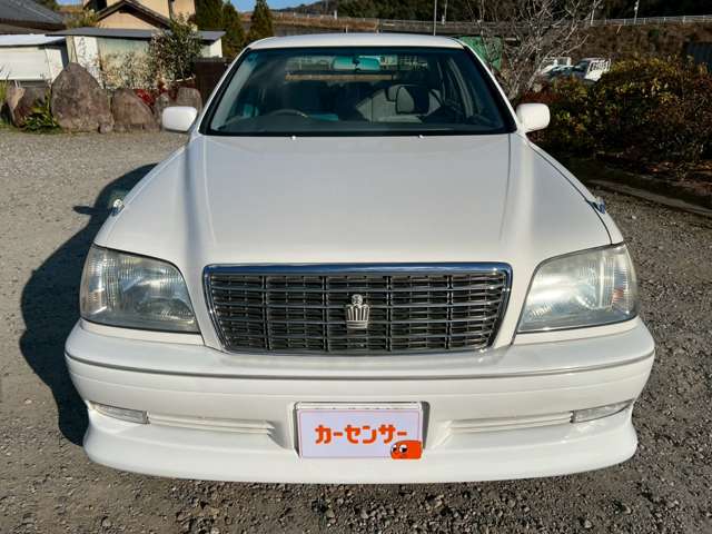2000 Toyota Crown Royal – thumbnail 2