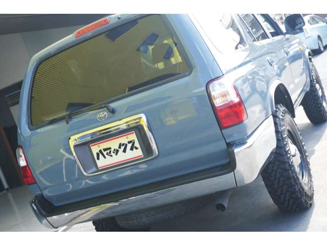 1999 Toyota Hilux Surf – thumbnail 2