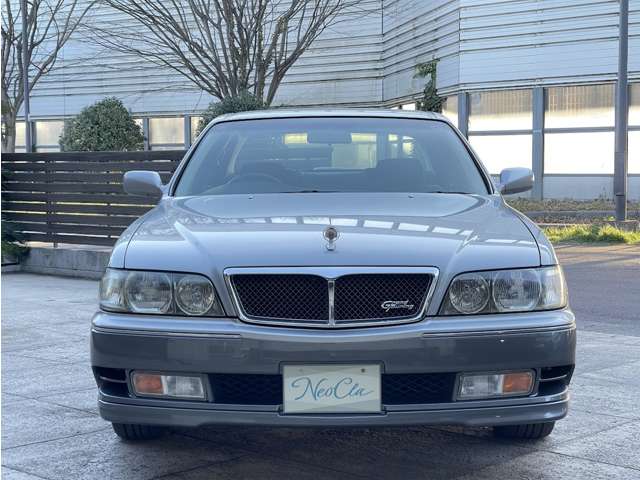 1998 Nissan Cima – thumbnail 4