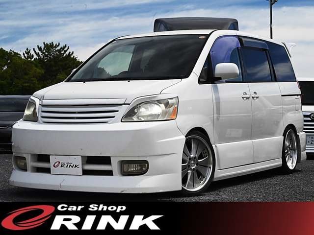 2004 Toyota Noah