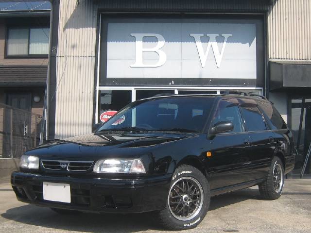 1996 Nissan Avenir