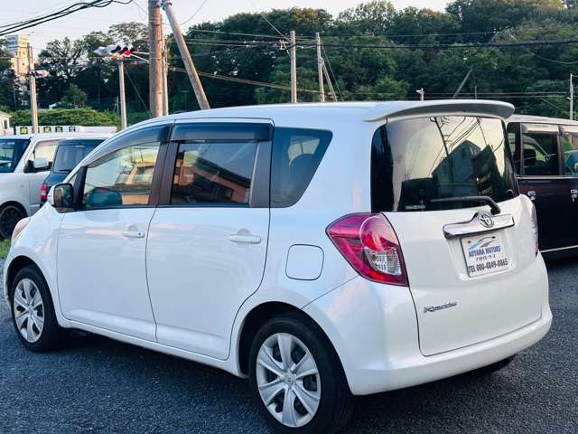 2009 Toyota Ractis – thumbnail 3