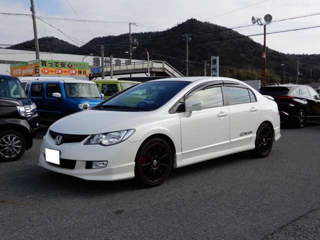 2005 Honda Civic Sedan – thumbnail 2