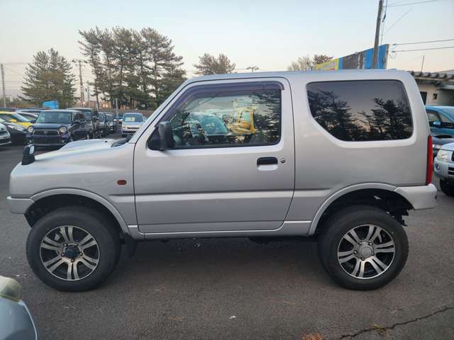 2000 Suzuki Jimny – thumbnail 4