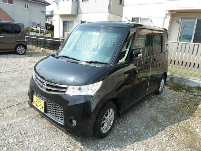 2010 Nissan Roox – thumbnail 2