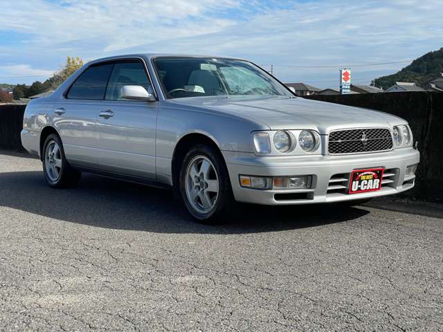 1997 Nissan Cedric – thumbnail 2