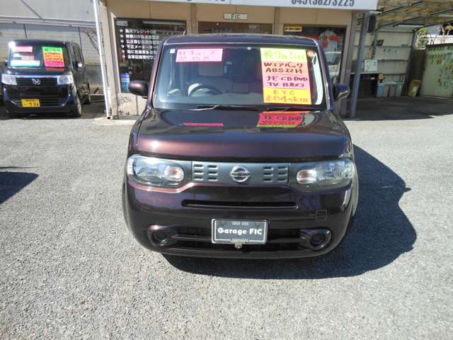 2010 Nissan Cube – thumbnail 2