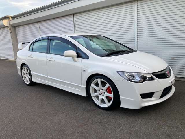 2007 Honda Civic Type R – thumbnail 2