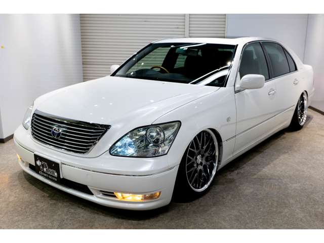 2005 Toyota Celsior – thumbnail 3