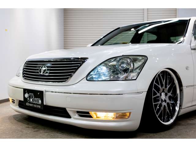 2005 Toyota Celsior – thumbnail 4