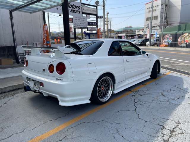 1999 Nissan Skyline GT-R – thumbnail 4