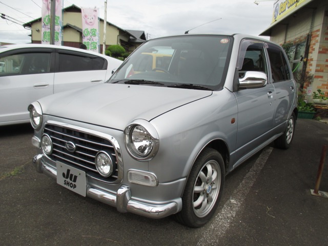 2002 Daihatsu Mira Gino