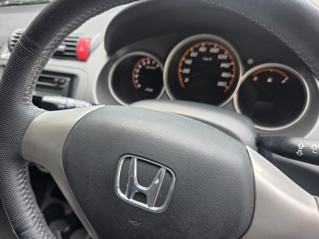 2006 Honda Fit – thumbnail 4