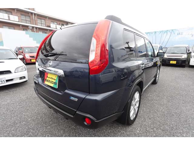 2010 Nissan X-Trail – thumbnail 2
