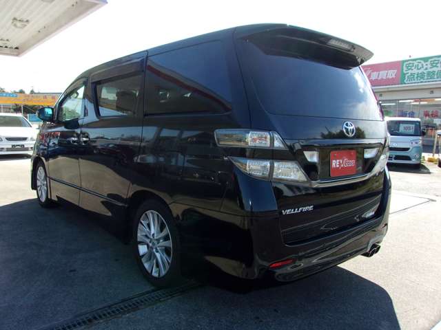 2008 Toyota Vellfire – thumbnail 3