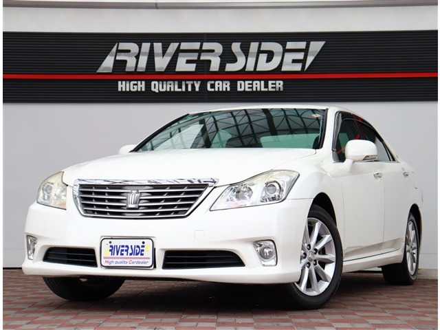 2010 Toyota Crown Royal