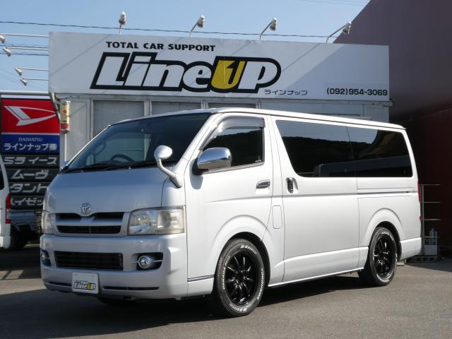 2004 Toyota Hiace
