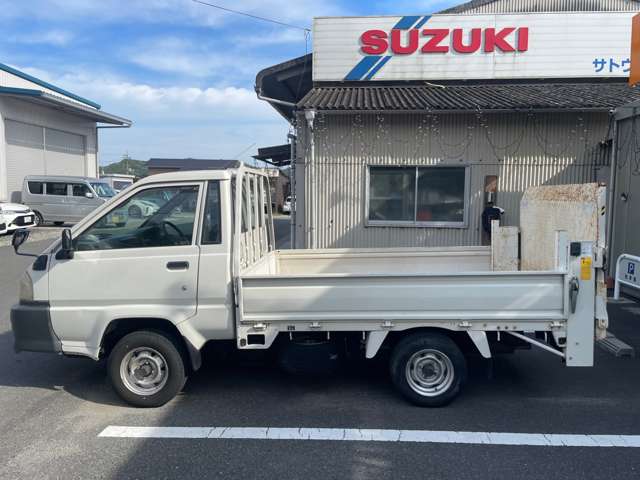 2005 Toyota TownAce Track – thumbnail 4