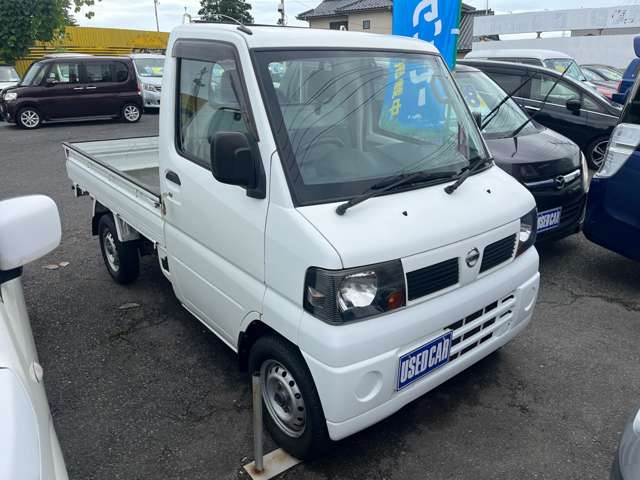 2010 Nissan Clipper Truck – thumbnail 2