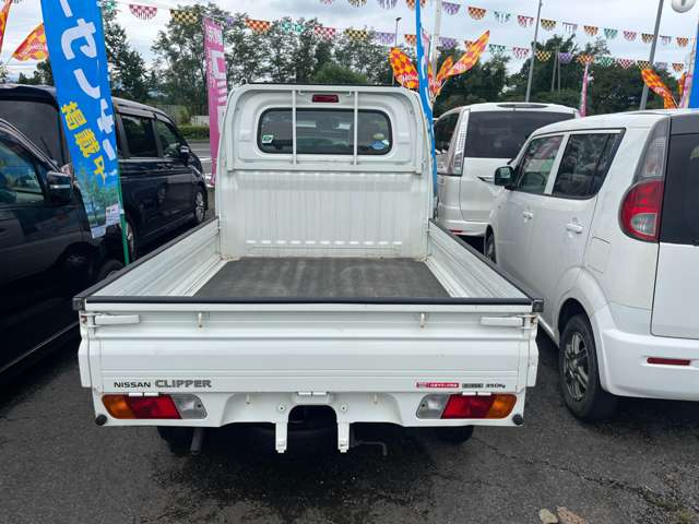 2010 Nissan Clipper Truck – thumbnail 3