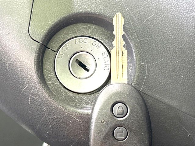 2008 Daihatsu Mira – thumbnail 4
