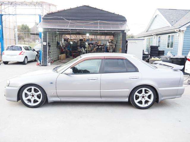 2000 Nissan Skyline – thumbnail 3