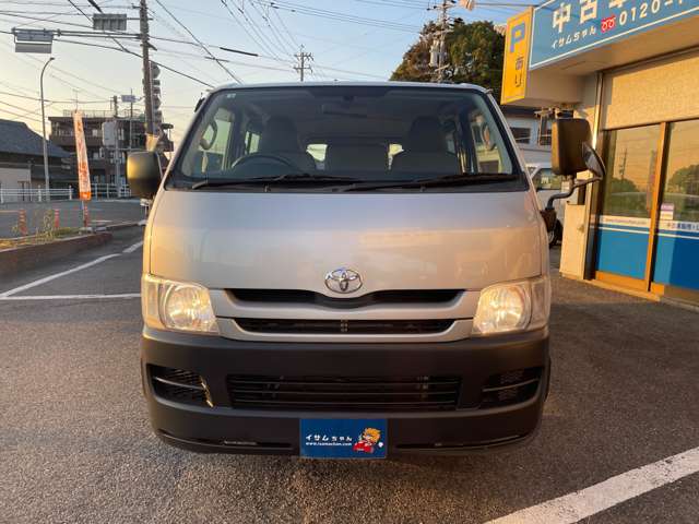 2007 Toyota Regius Ace – thumbnail 2