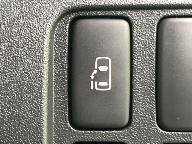 2011 Daihatsu Tanto – thumbnail 4