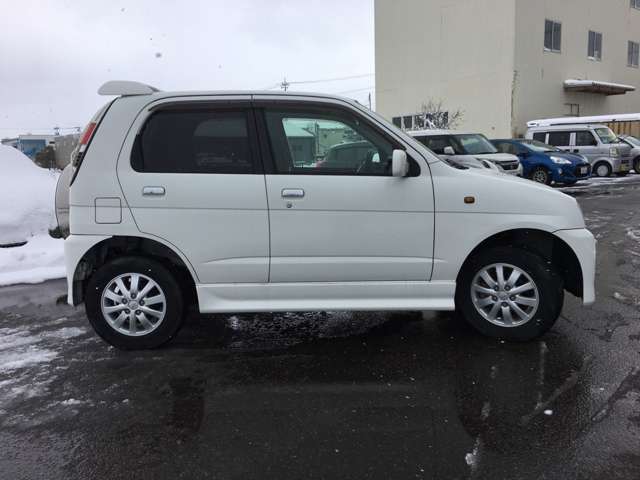 2007 Daihatsu Terios Kid – thumbnail 4
