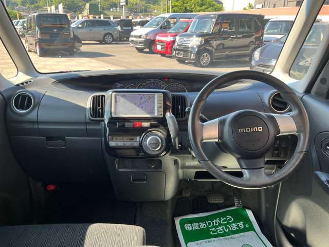 2011 Daihatsu Tanto – thumbnail 4