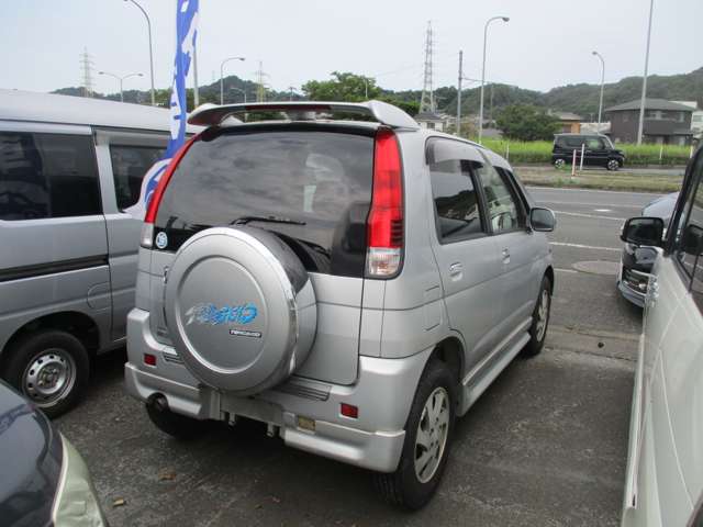 2004 Daihatsu Terios Kid – thumbnail 3