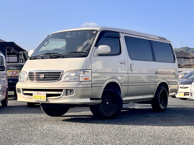 2002 Toyota Hiace