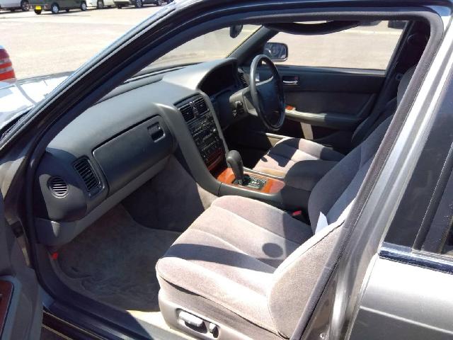 1991 Toyota Celsior – thumbnail 3