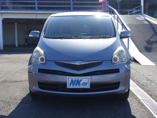 2009 Toyota Ractis – thumbnail 2