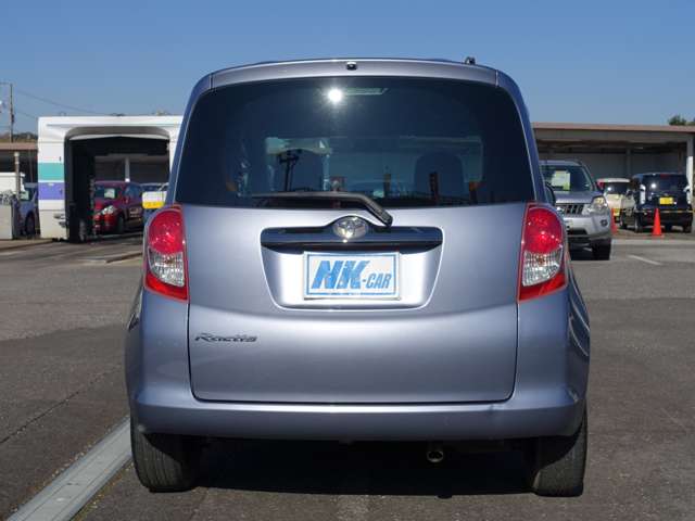 2009 Toyota Ractis – thumbnail 3