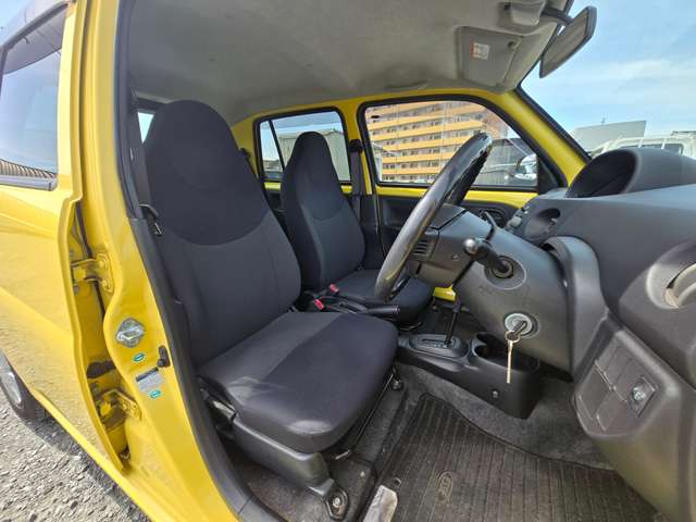 2008 Daihatsu Esse – thumbnail 2