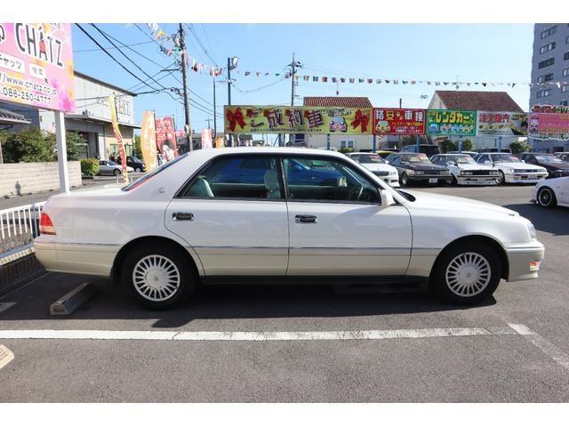 1998 Toyota Crown – thumbnail 4