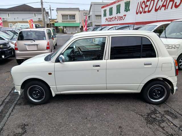 2001 Daihatsu Mira Gino – thumbnail 3