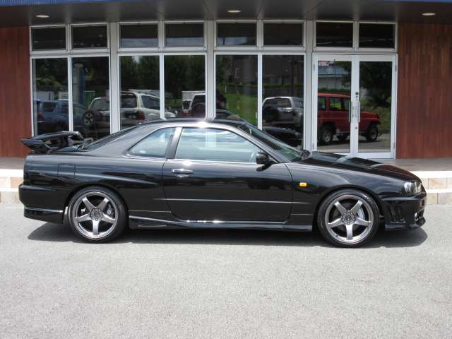 2000 Nissan Skyline Coupe – thumbnail 3