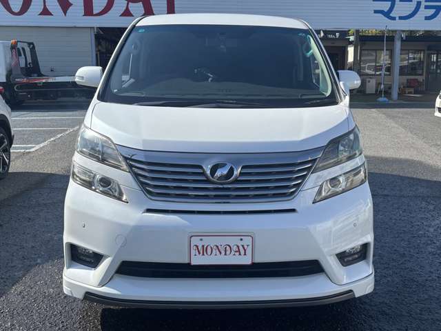 2010 Toyota Vellfire – thumbnail 2