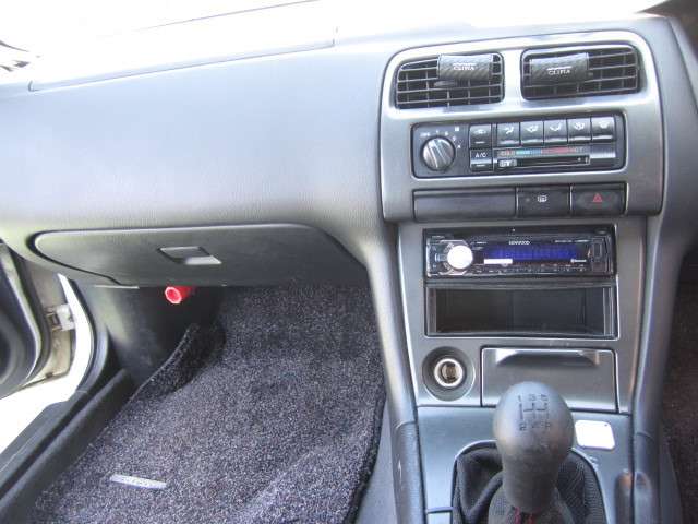 1997 Nissan Silvia – thumbnail 4