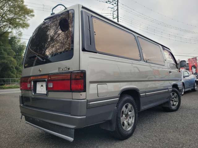 1995 Nissan Homy Coach – thumbnail 2
