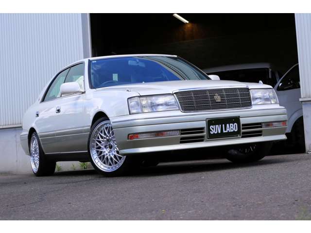 1997 Toyota Crown – thumbnail 2