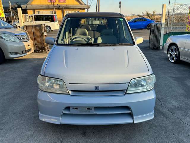 2002 Nissan Cube – thumbnail 2