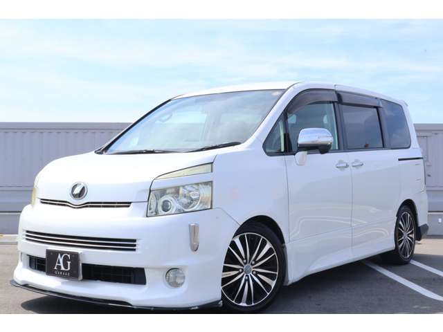 2009 Toyota Voxy – thumbnail 3